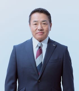 恒石 隆顕