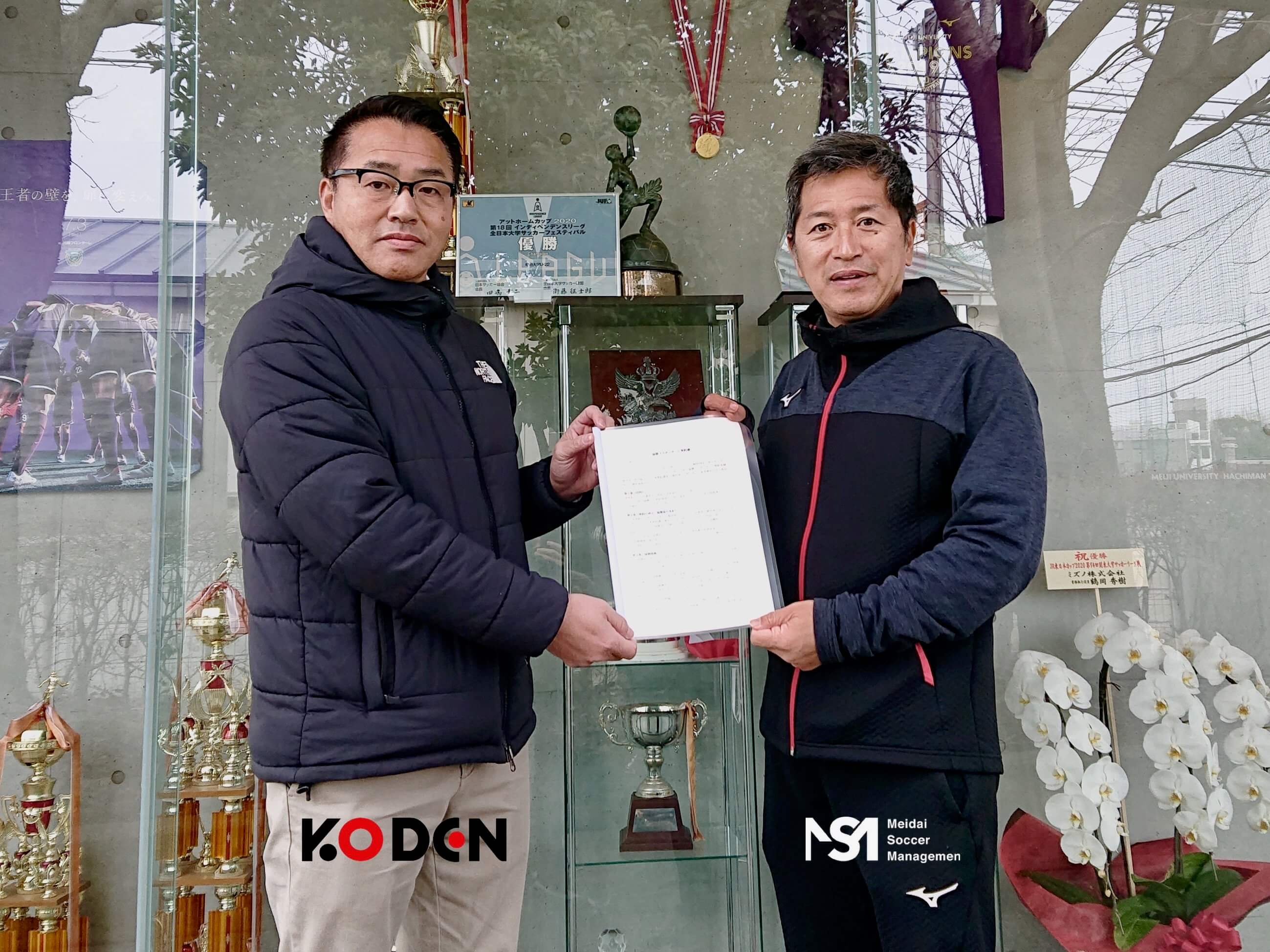 明治大学体育会サッカー部とスポンサー契約を締結しました
