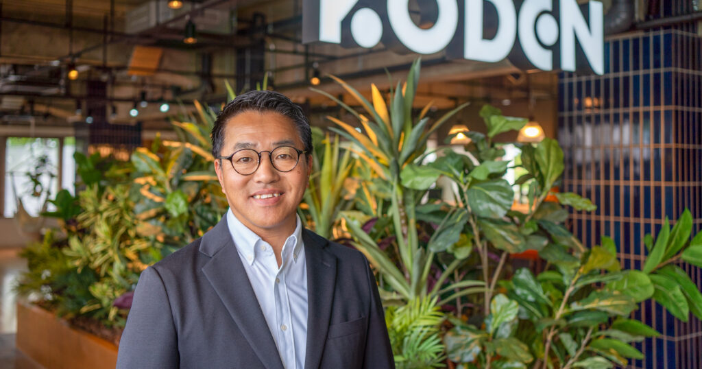 “使う電気”から“創る電気”へ。
電気の力で、一人でも多くの人を笑顔に。